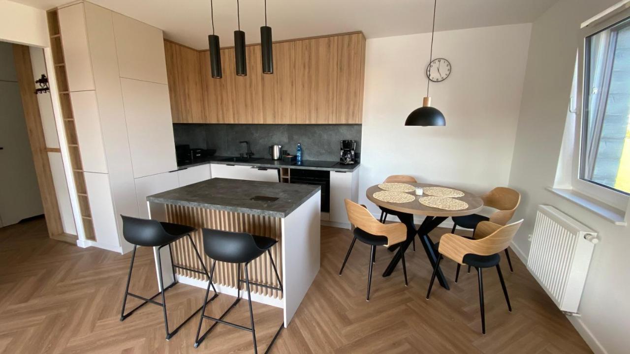 Apartamentlesznopl Family Friendly เลชโน ภายนอก รูปภาพ