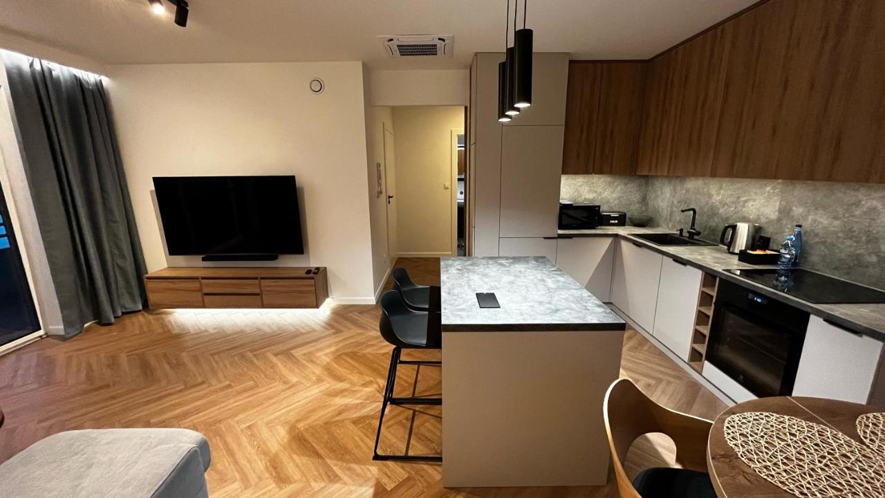 Apartamentlesznopl Family Friendly เลชโน ภายนอก รูปภาพ